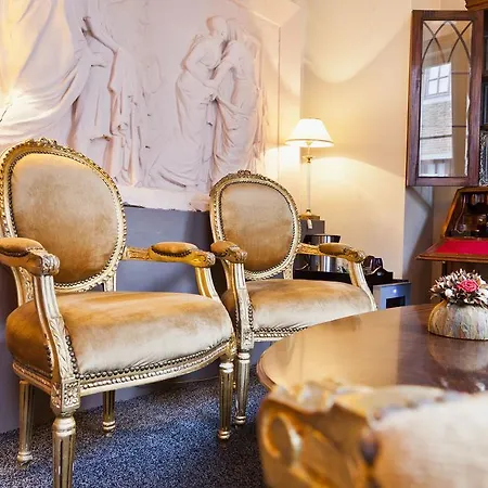Otel Diamonds And Pearls Anvers